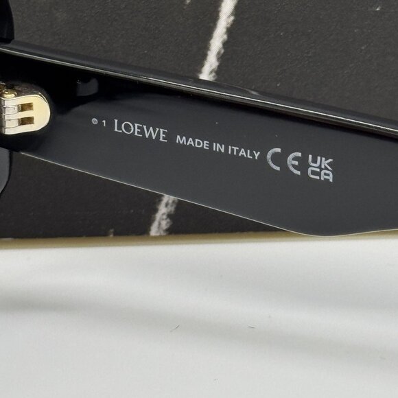 NEW LOEWE LW40114F 01A WOMEN SUNGLASSES BLACK LOEWE EYEWEAR - Picture 10 of 11
